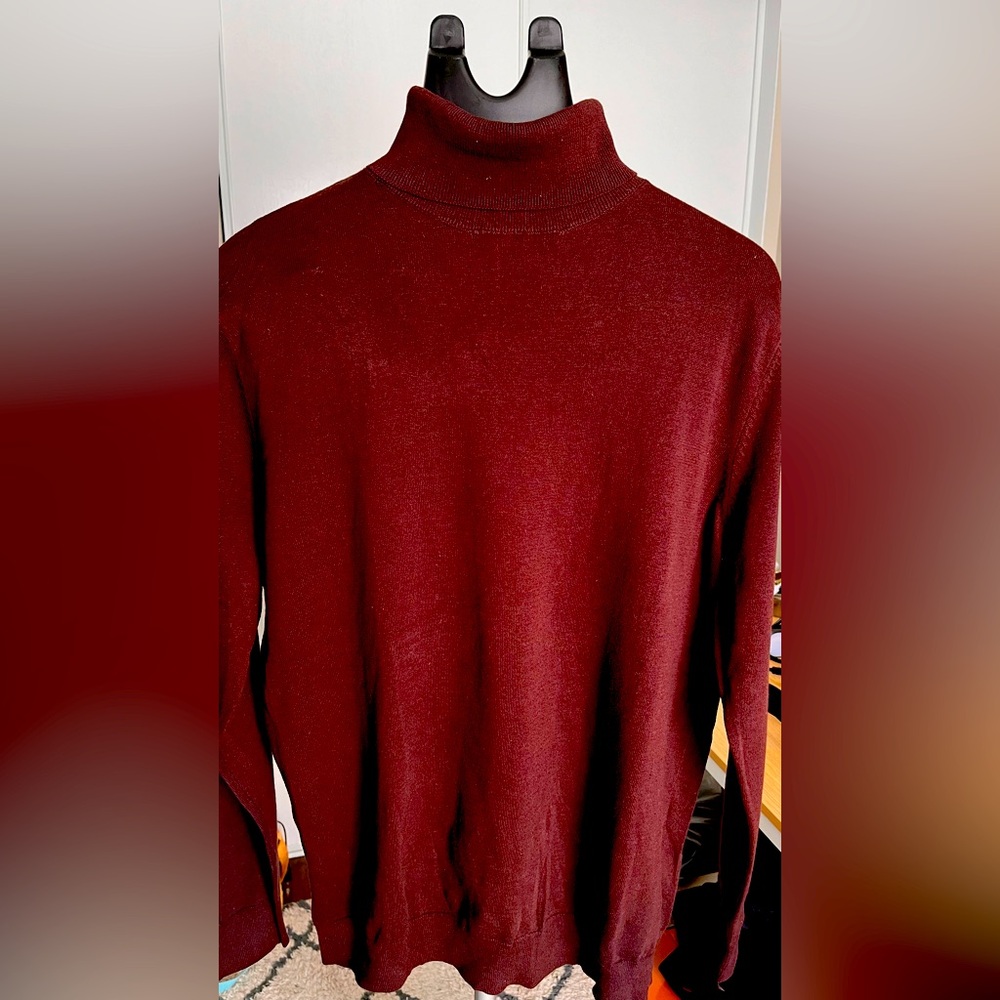 H&M X-Large Burgundy Turtle Neck Sweater Slim Fit